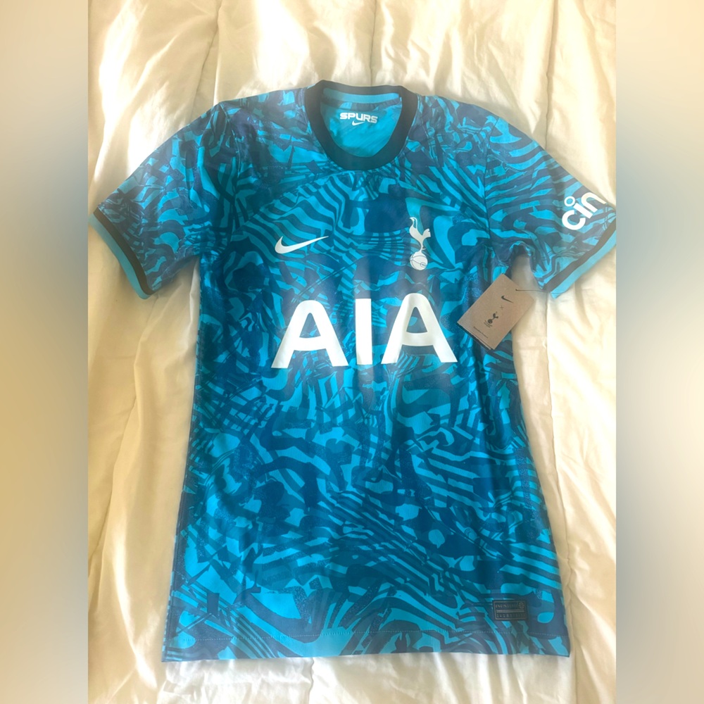 Tottenham hotspurs Nike soccer jersey XS NWT! Player edition